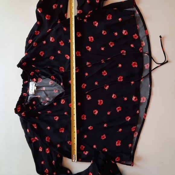 Cleobella Phoebe Floral Ruffled Bell Sleeve Blouse black red small - Picture 9 of 9